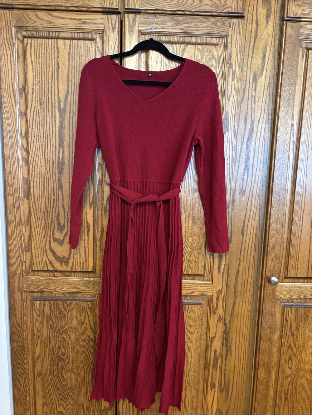 New Women's Red Long-Sleeve Knit Dress with Waist Tie xlg fits like a large